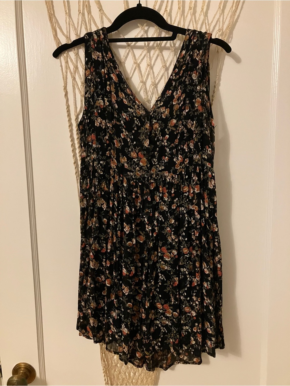 Studio A Black Floral V-Neck Sleeveless Mini Dress